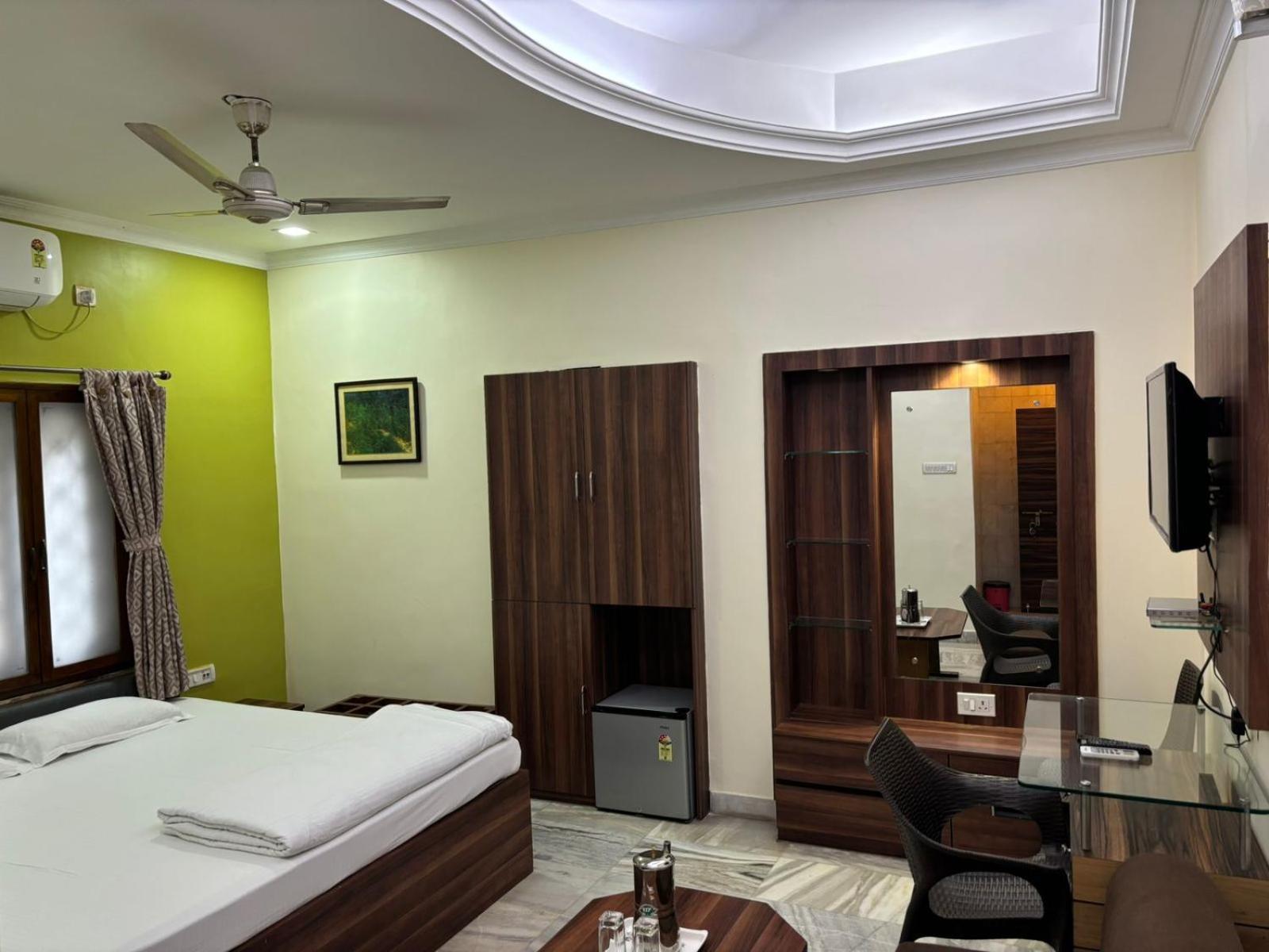 Om Sai Villa Guesthouse Calcutta Extérieur photo
