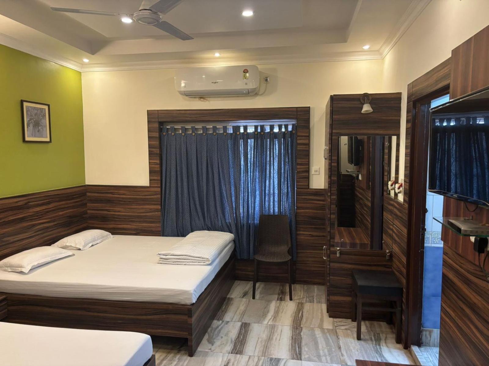 Om Sai Villa Guesthouse Calcutta Extérieur photo