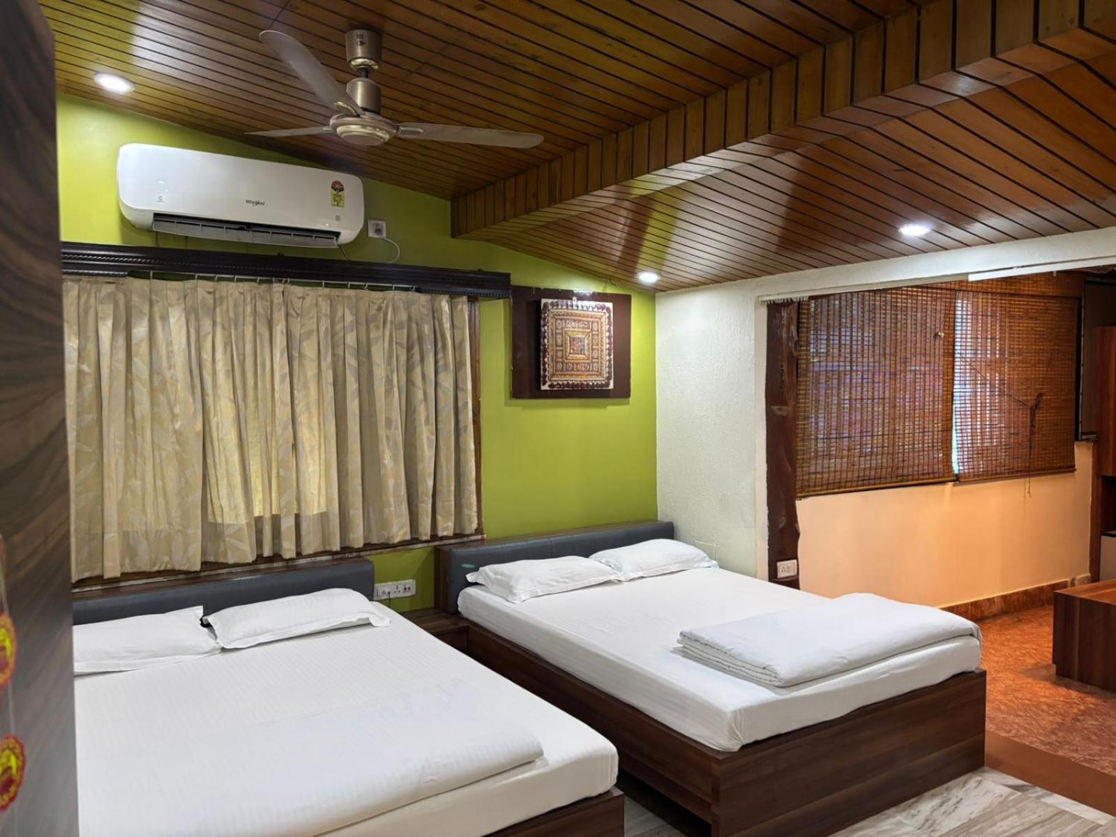 Om Sai Villa Guesthouse Calcutta Extérieur photo